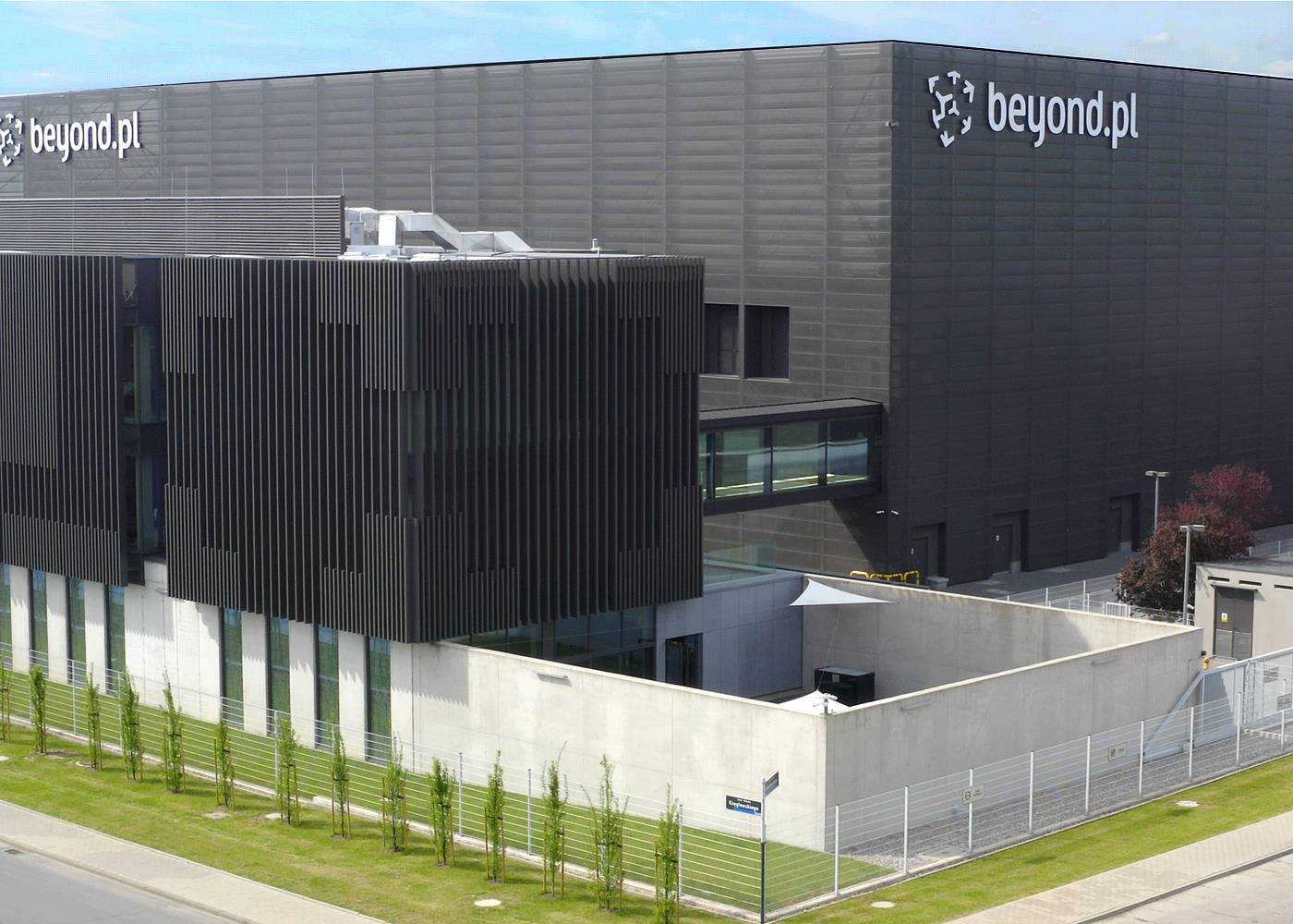 Byłem w poznańskiej Fabryce AI Beyond.pl. To tutaj bije serce sztucznej inteligencji w regionie